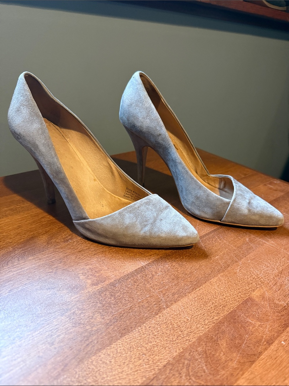 Madewell Women's Pointed Toe Suede Pumps in Light Gray